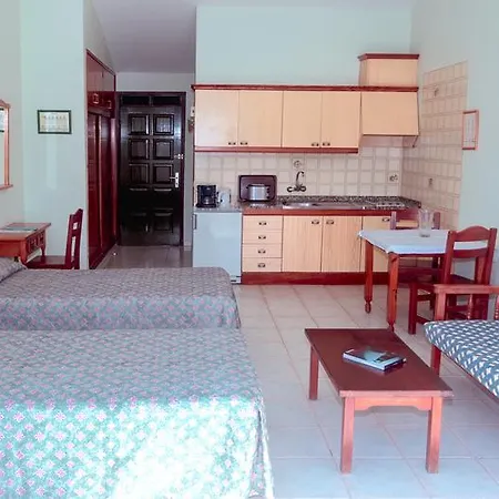 Paradero * プラヤ・デ・ラス・アメリカス